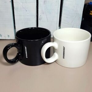 Starbucks Coffee Mugs Pair of Glossy Black & White 12 Oz 2017